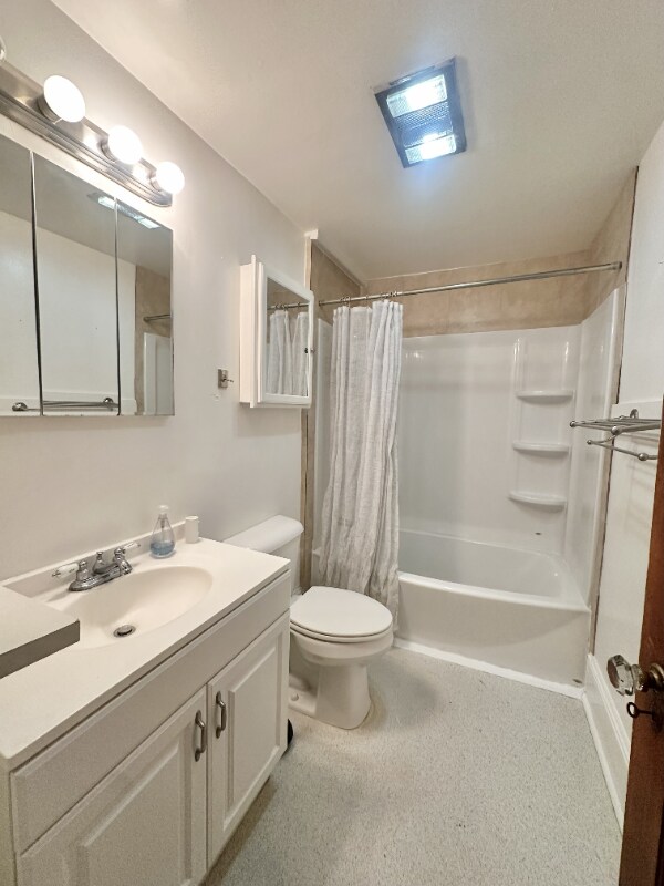 Building Photo - 739 Bloom Rd