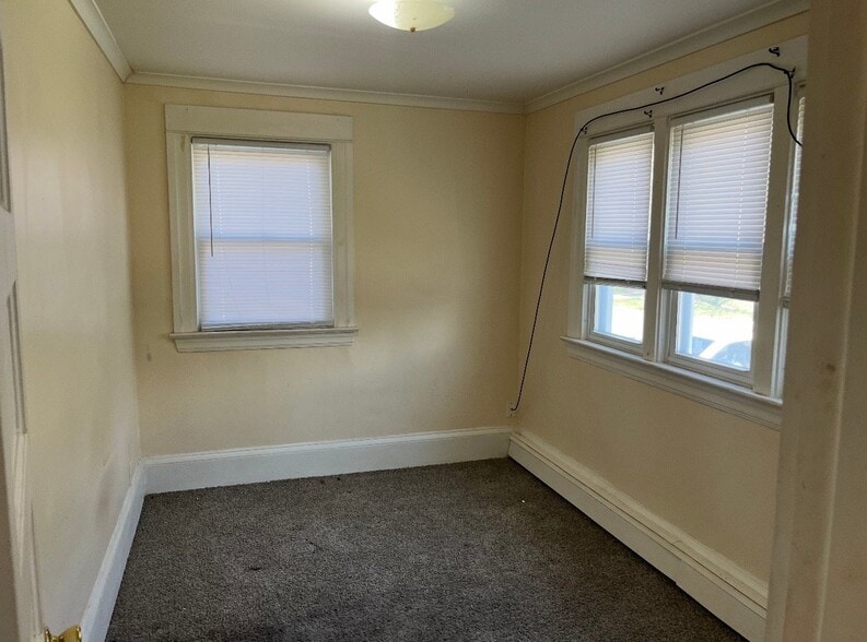 Building Photo - 800 2nd St