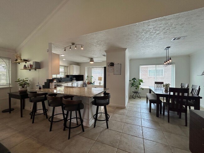 Building Photo - 21414 Golden Dove Dr
