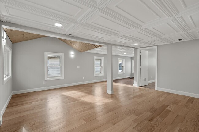 Building Photo - 1935 Maddy Ln