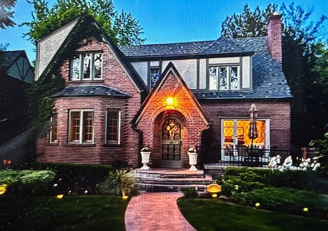 Primary Photo - 1938 Leyden St