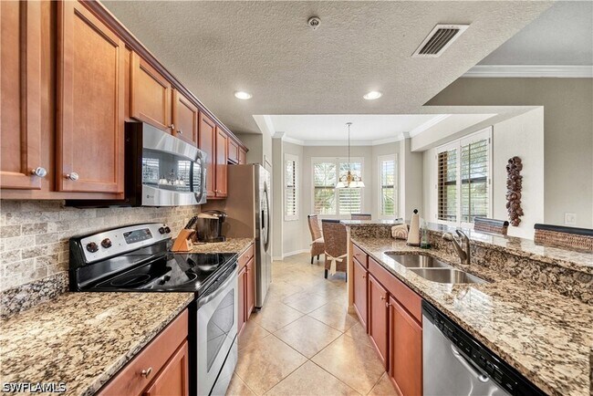Building Photo - 9715 Acqua Ct