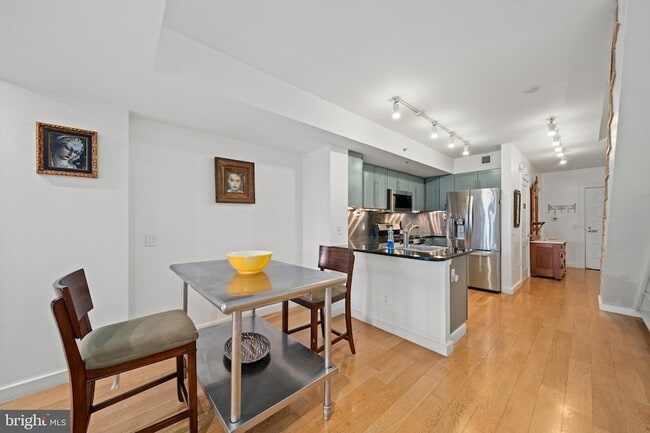 Building Photo - 631 D Street NW
