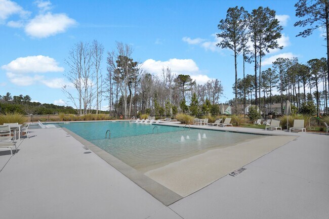 Building Photo - 268 Loblolly Ln