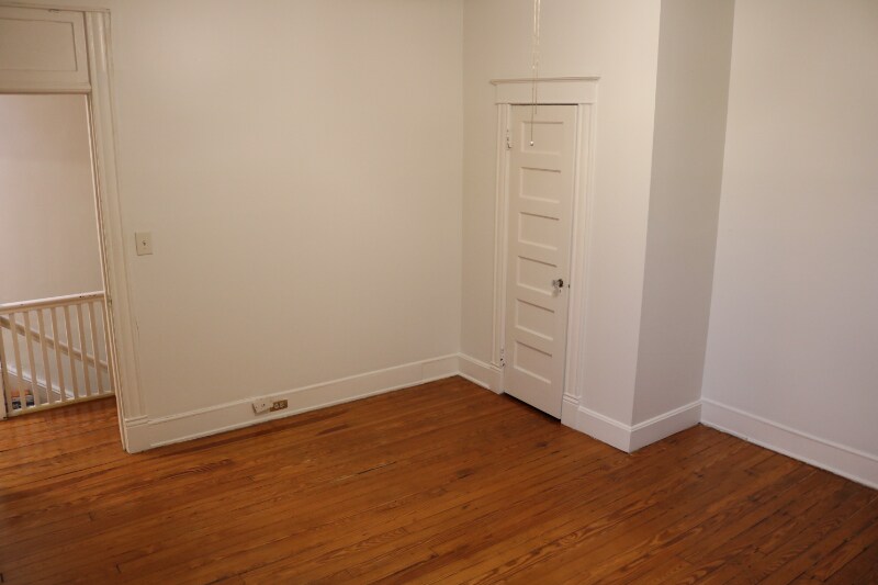 Building Photo - 2525 Stuart Ave