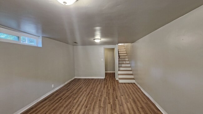 Building Photo - 7021 Wilshire Cir