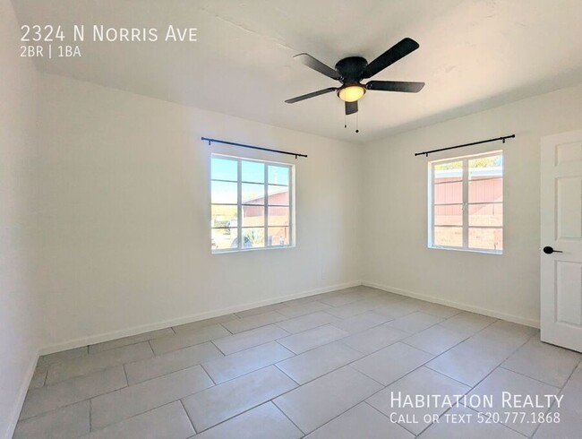 Building Photo - Remodeled 2Bed/1Bath with Designer Touches...