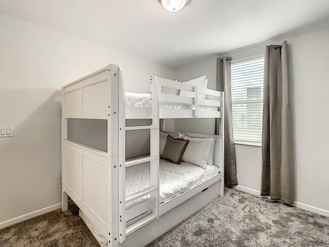 Building Photo - 1199 Drop Ln