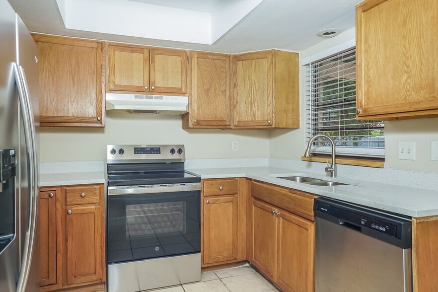 Building Photo - 2264 Silver Maple Ct