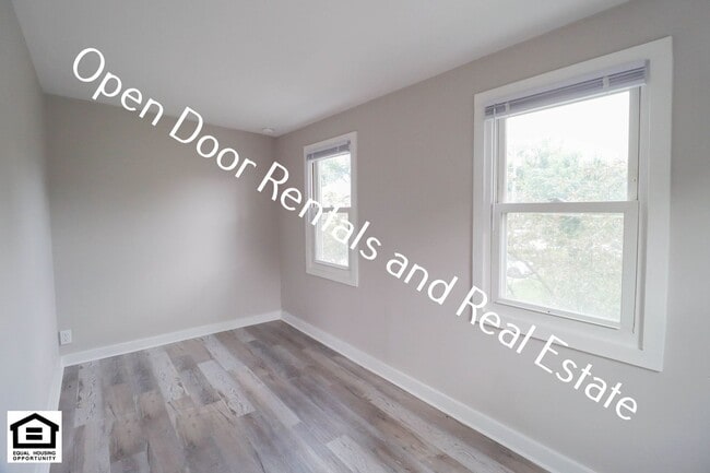 Building Photo - 1918 Riedmiller Ave