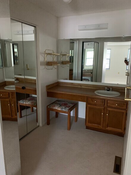 Vanity area in Main Bedroom - 5341 76th W Ave