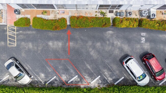 Building Photo - 30 SE 13th St