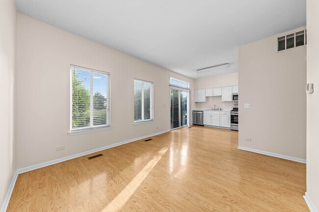 Building Photo - 2640 Idaho Rd