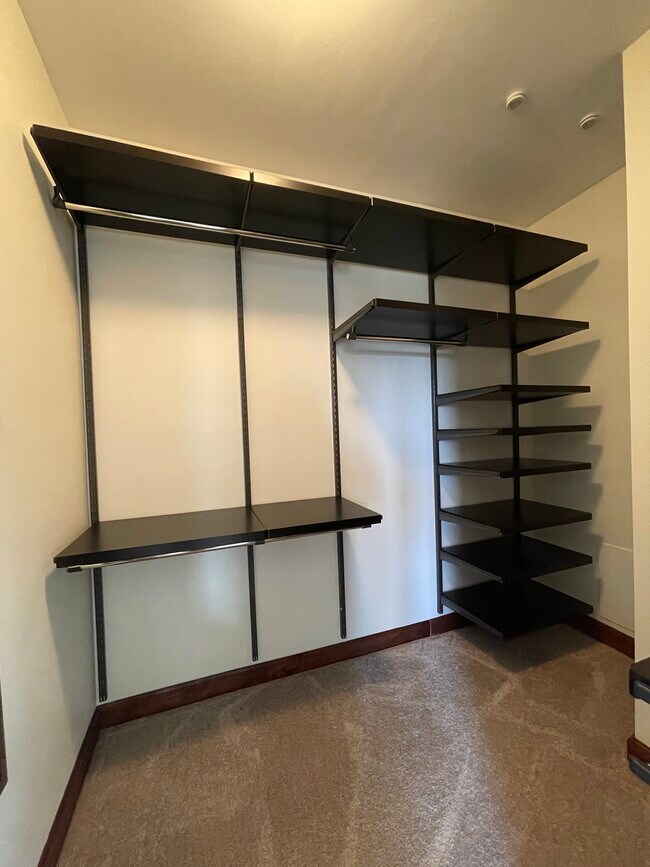 Building Photo - 13701 Modrad Way