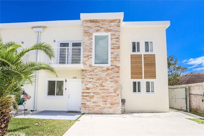 Building Photo - 26181 SW 135th Ct