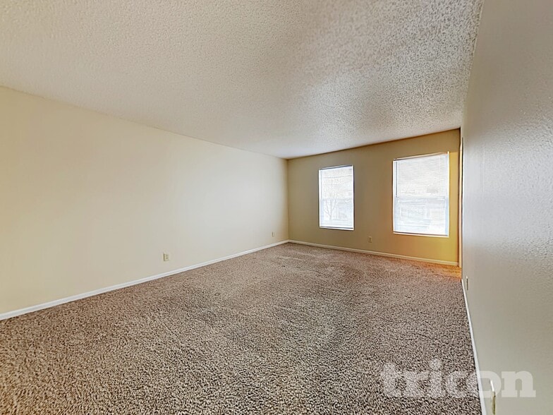 Building Photo - 7913 States Bend Ln