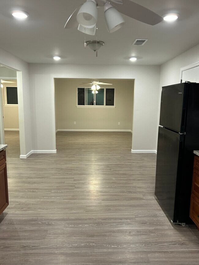 Building Photo - 2628 Chattanooga Valley Rd