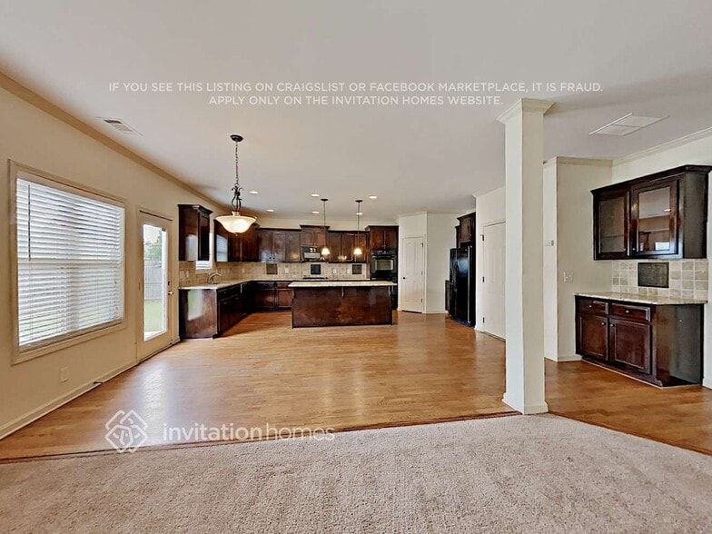 Building Photo - 2175 Well Springs Dr