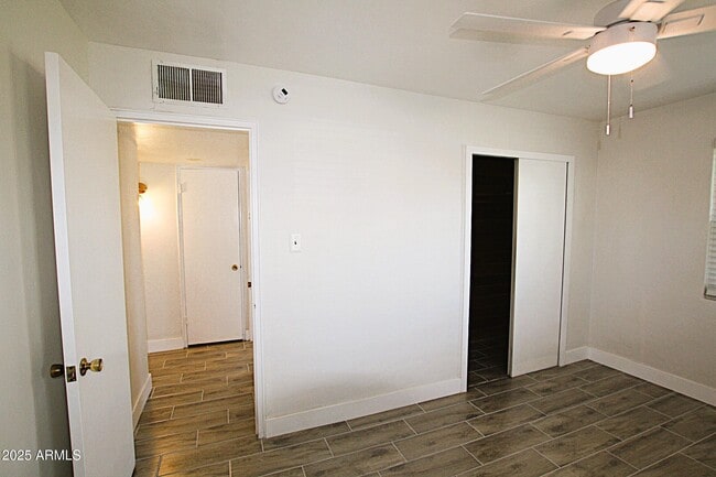 Building Photo - 1333 E Flower St