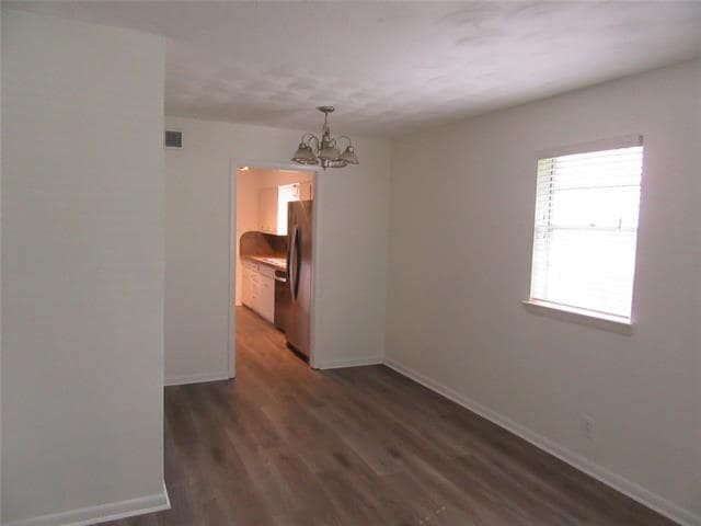 Building Photo - 705 Scottsdale Dr