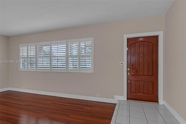 Building Photo - 9400 SW 193rd Dr