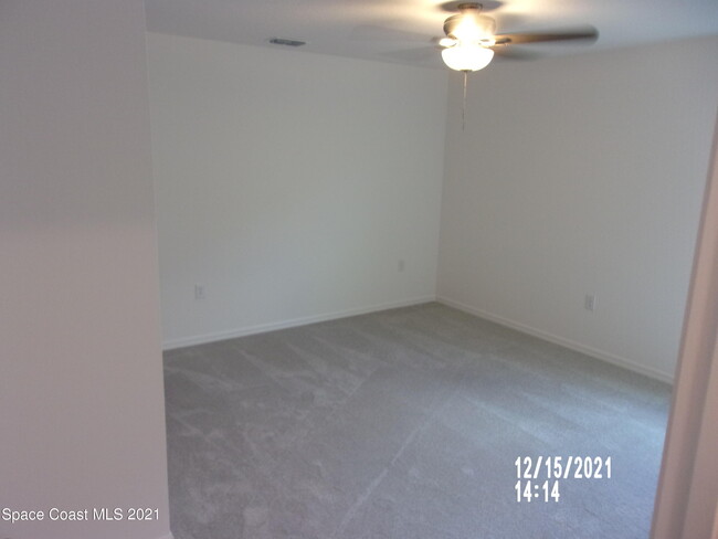 Building Photo - 1171 Dania Cir