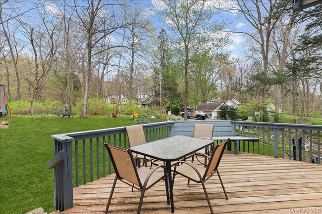 Building Photo - 1 Branch St