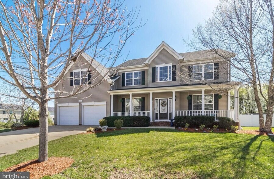 Building Photo - 46841 Shelton Dr