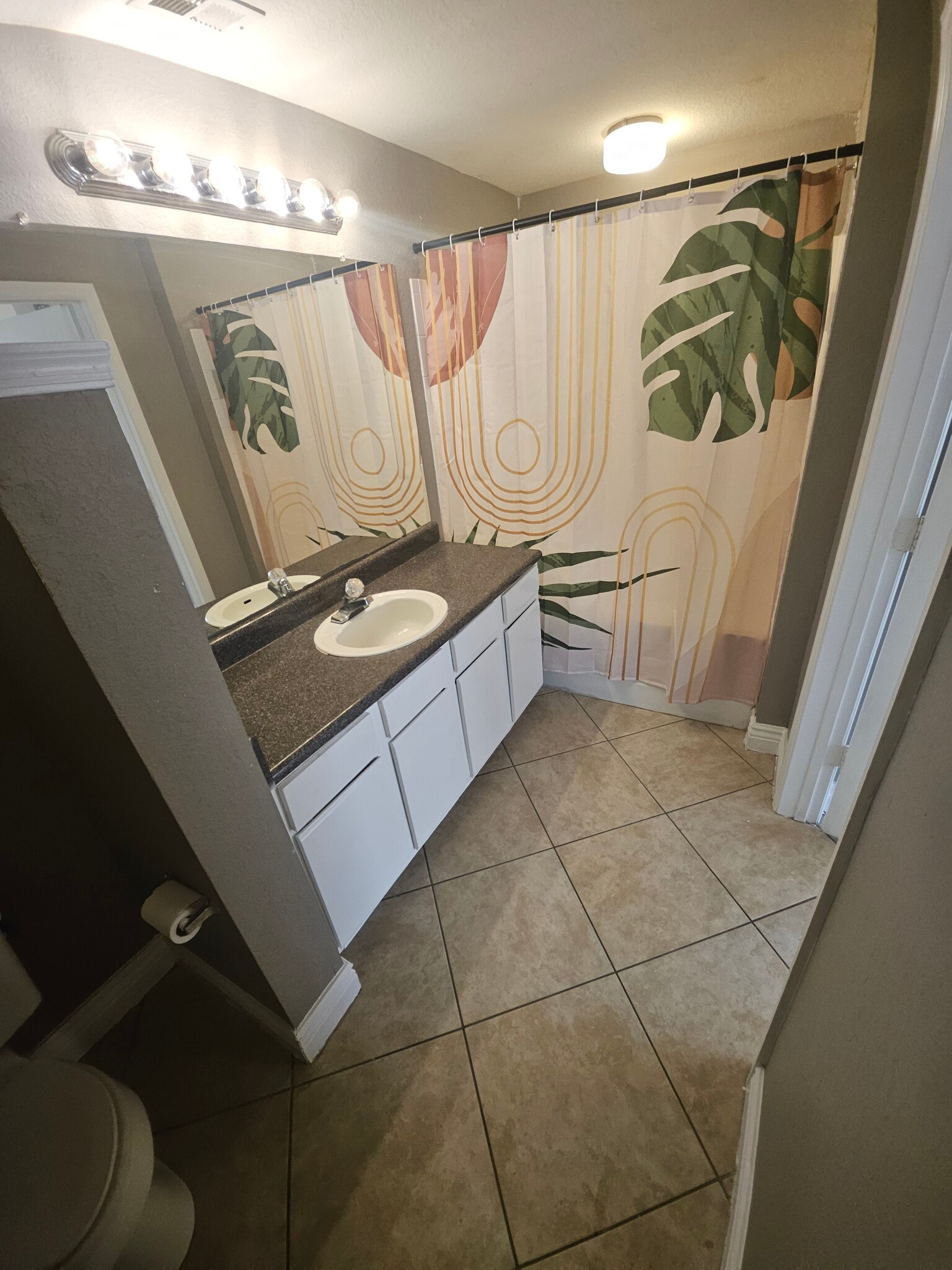 Building Photo - 3726 Palm Desert Ln