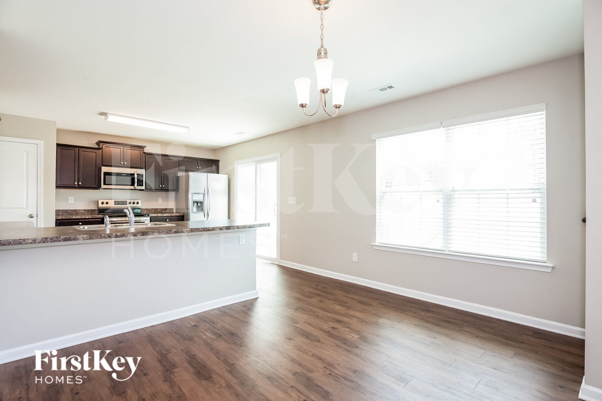 Building Photo - 3004 Apple Orchard Pl