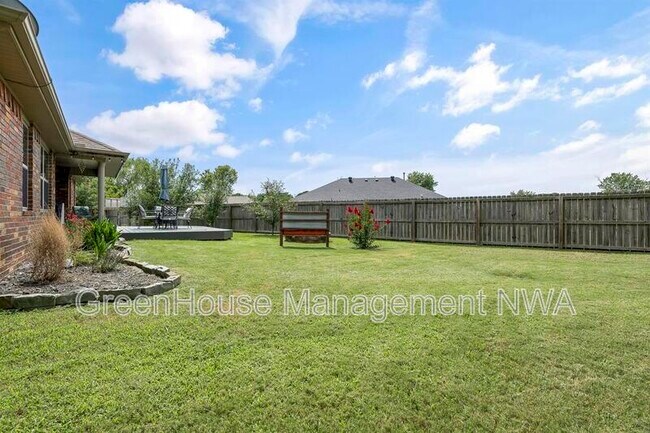Building Photo - 307 Blair Cir