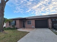 Building Photo - PELICAN COVE WEST 2BR 2BA FOR RENT