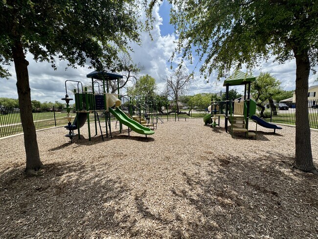 Building Photo - 5539 Pearl Valley