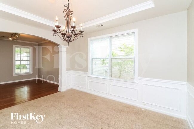 Building Photo - 2405 Langstan Ct