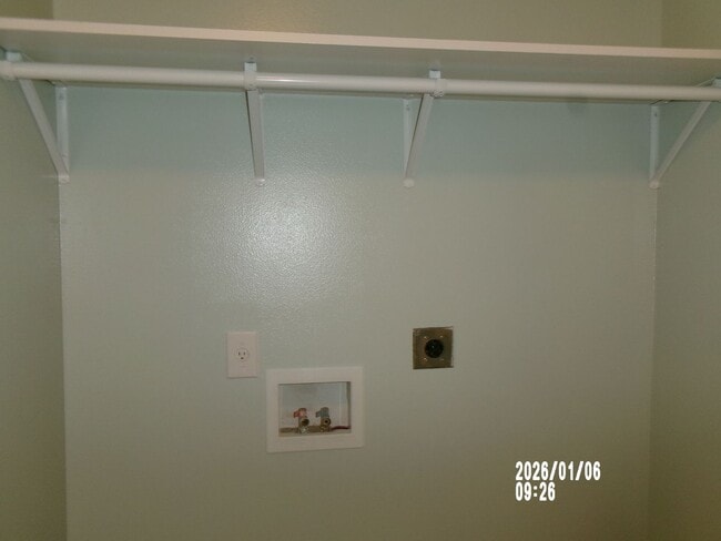 Building Photo - 3BR/1.5BA Single Family Home in Gautier - Rent $1200.00