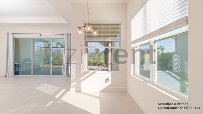 Building Photo - 32330 Mahogany Valley Dr