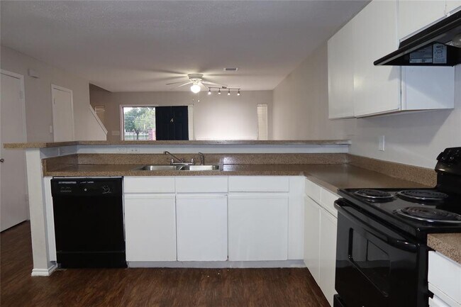Building Photo - 1830 River Crossing Cir