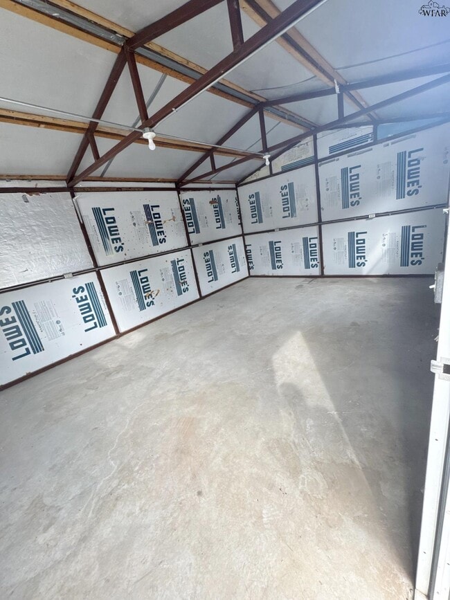 Building Photo - 4318 Hillsboro