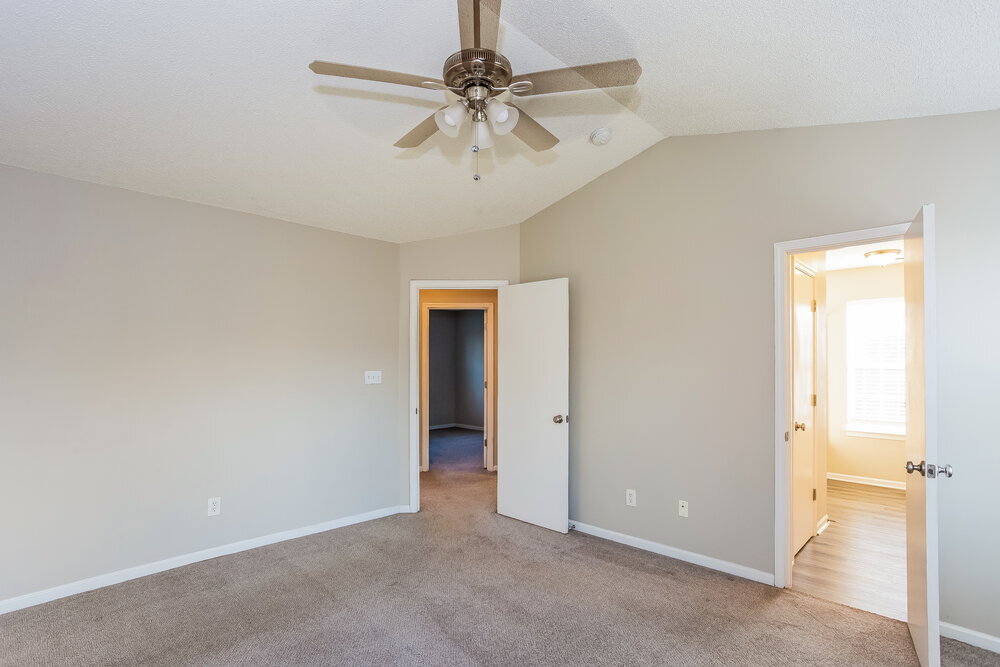 Building Photo - 427 Amhurst St SW