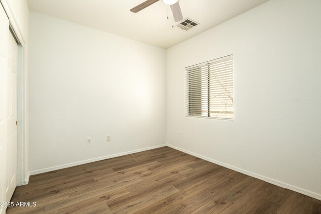Building Photo - 1718 W Colter St