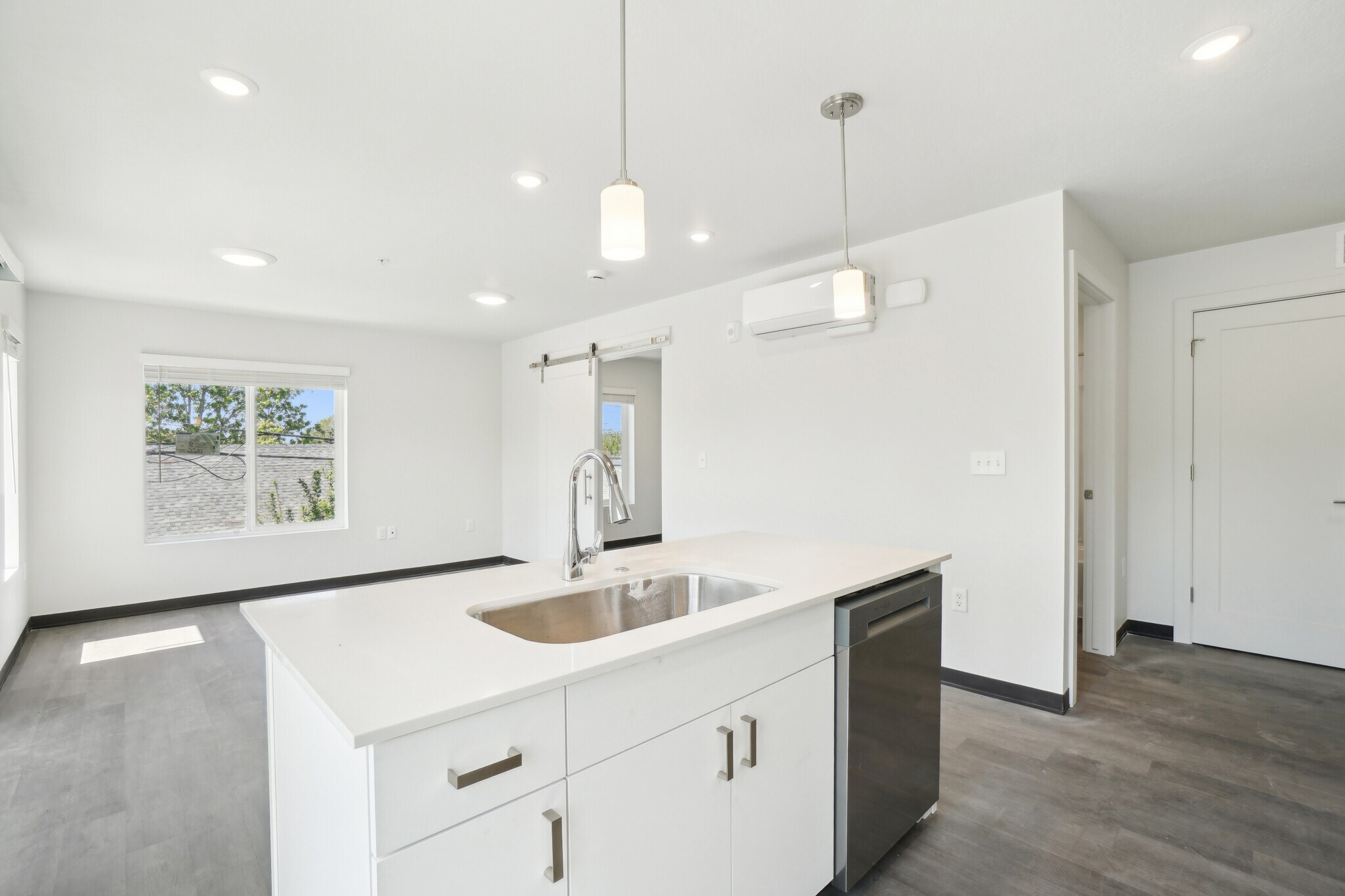 Building Photo - 1326 S 500 E