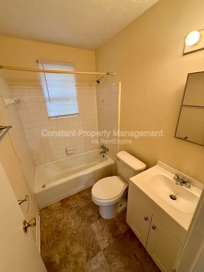 Building Photo - 4357 Azalea Dr