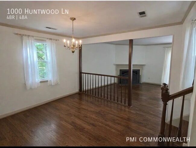 Building Photo - 1000 Huntwood Ln