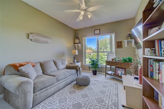 Building Photo - 2234 Fenton Ave