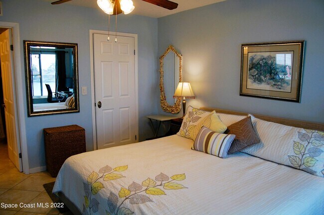 Building Photo - 1700 Commodore Blvd