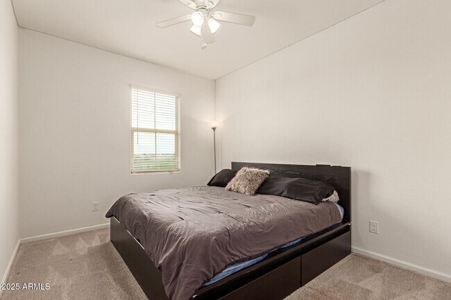Building Photo - 12354 W Gardenia Ct