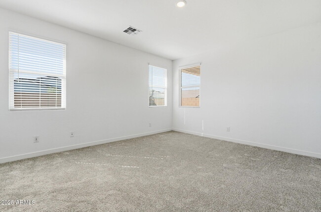 Building Photo - 8147 E Paloma Ave