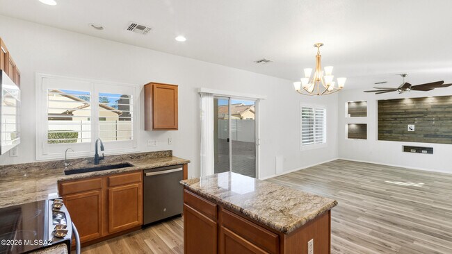 Building Photo - 33915 S Colony Dr