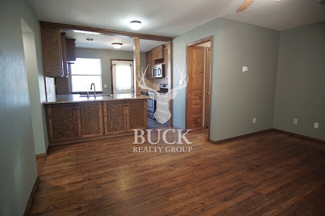 Building Photo - 9312 Mahler Pl