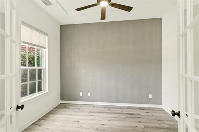 Building Photo - 1050 Marian Dr